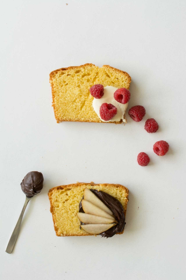 pound cake with dark chocolate, raspberries and apple toppings