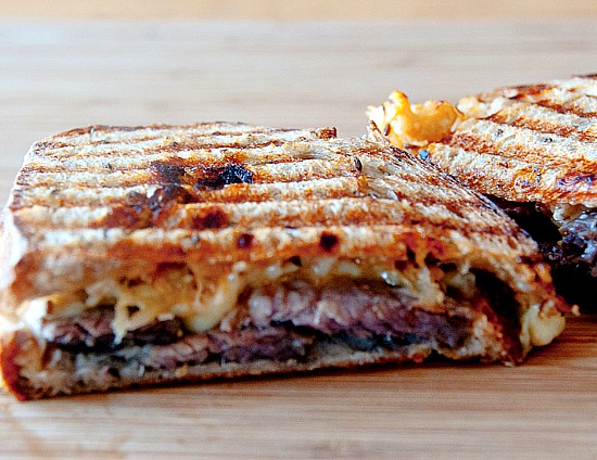 corned beef reuben photo