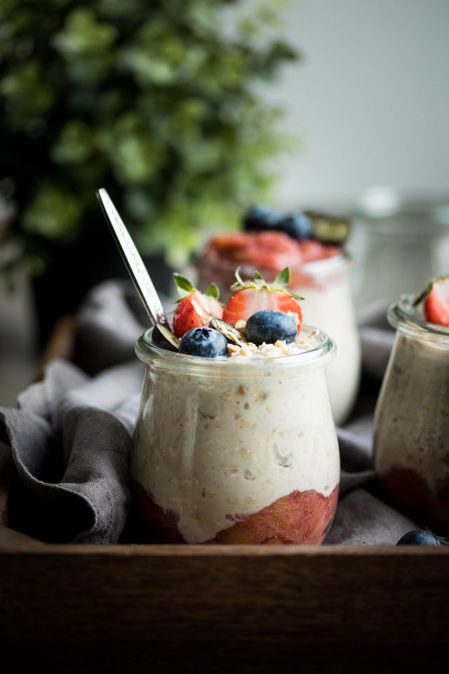 Vegan overnight oats with a sweet rhubarb compote - the perfect healthy, on the go breakfast!